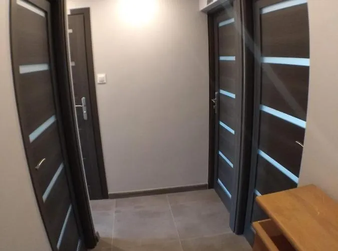 2120 Przyjazni 4 - Tanie - Samodzielne Zameldowanie - Self Check In Poznan