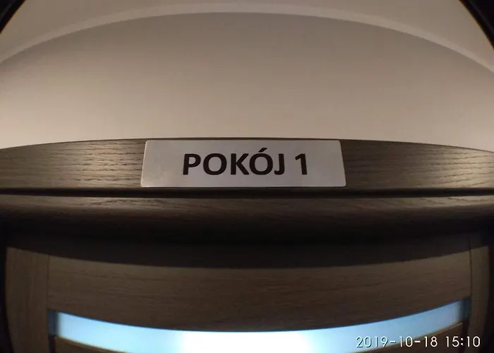 2120 Przyjazni 4 - Tanie - Samodzielne Zameldowanie - Self Check In * Poznan