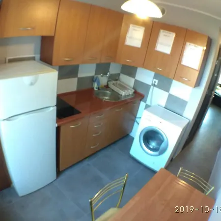 2120 Przyjazni 4 - Tanie - Samodzielne Zameldowanie - Self Check In * Poznan