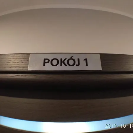 2120 Przyjazni 4 - Tanie - Samodzielne Zameldowanie - Self Check In * Poznań