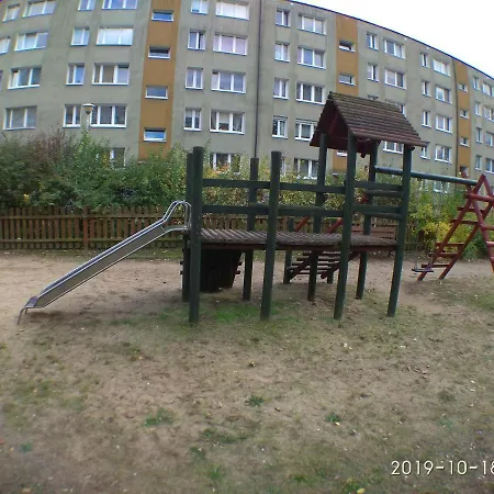 Alloggio in famiglia 2120 Przyjazni 4 - Tanie - Samodzielne Zameldowanie - Self Check In Poznań