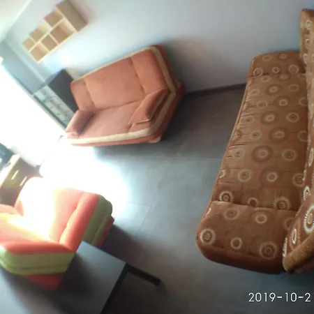 Homestay 2120 Przyjazni 4 - Tanie - Samodzielne Zameldowanie - Self Check In Poznan