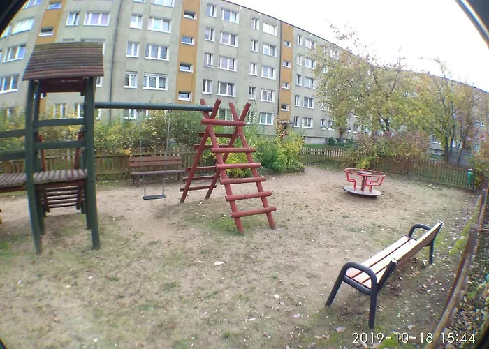 2120 Przyjazni 4 - Tanie - Samodzielne Zameldowanie - Self Check In منزل للإقامة